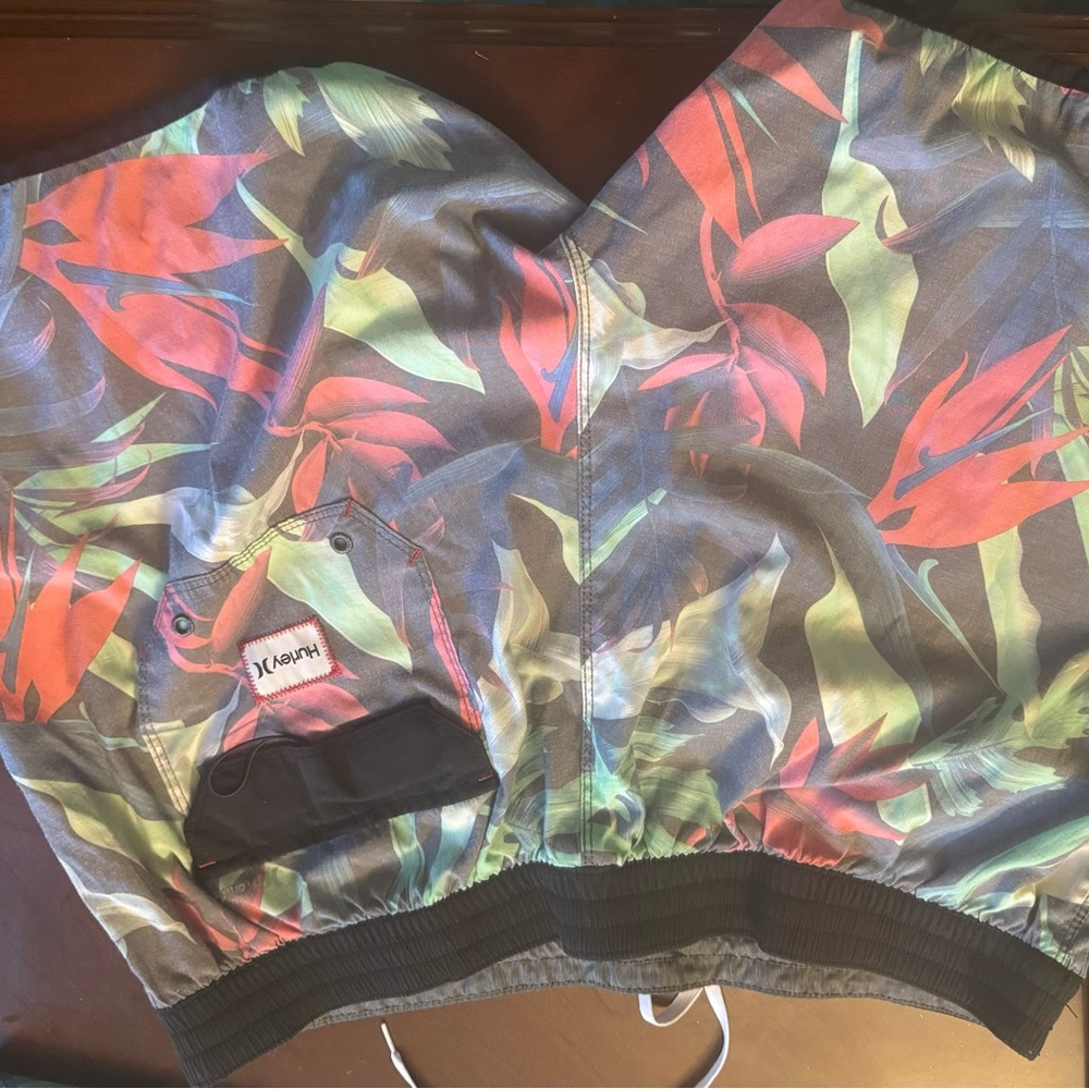 Hurley shorts 36 inch waist gently used